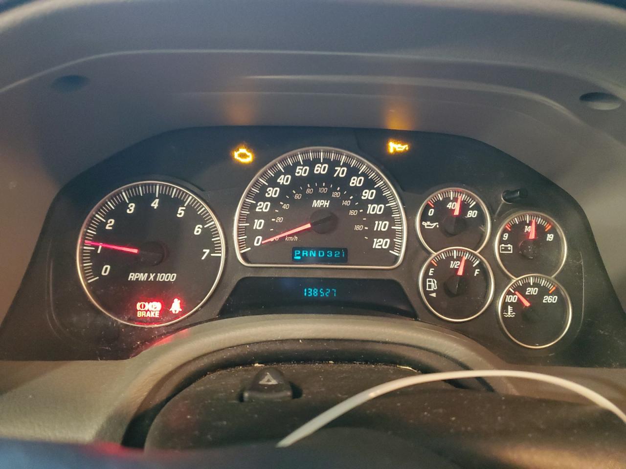 2005 GMC Envoy - Image 9