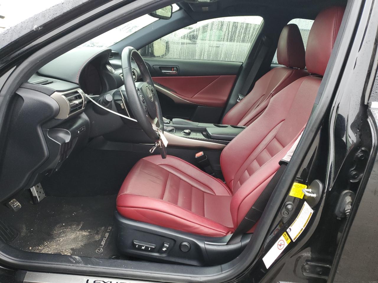 2015 Lexus IS - Image 7