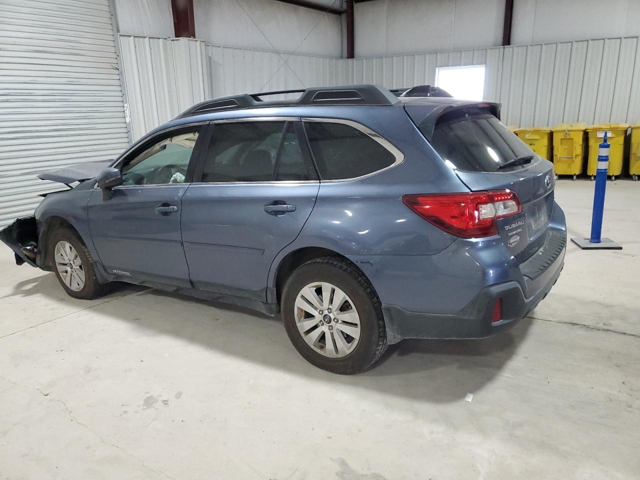 2018 Subaru Outback - Image 2