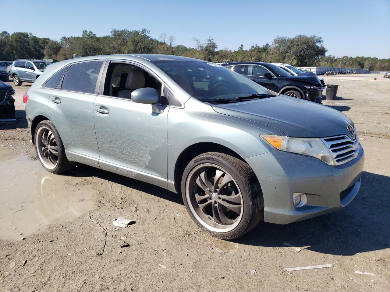 2011 Toyota Venza - Image 4