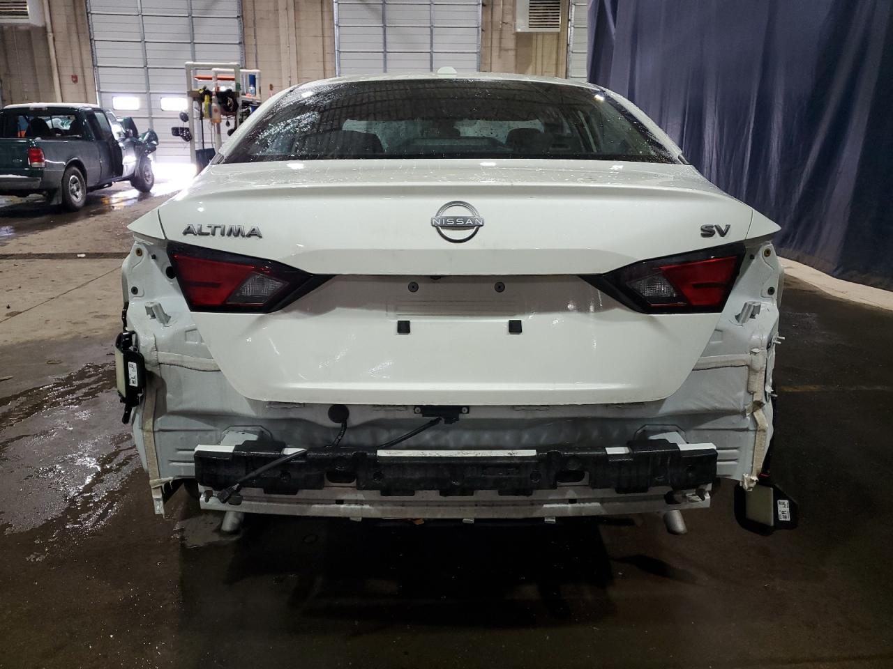 2024 Nissan Altima - Image 6