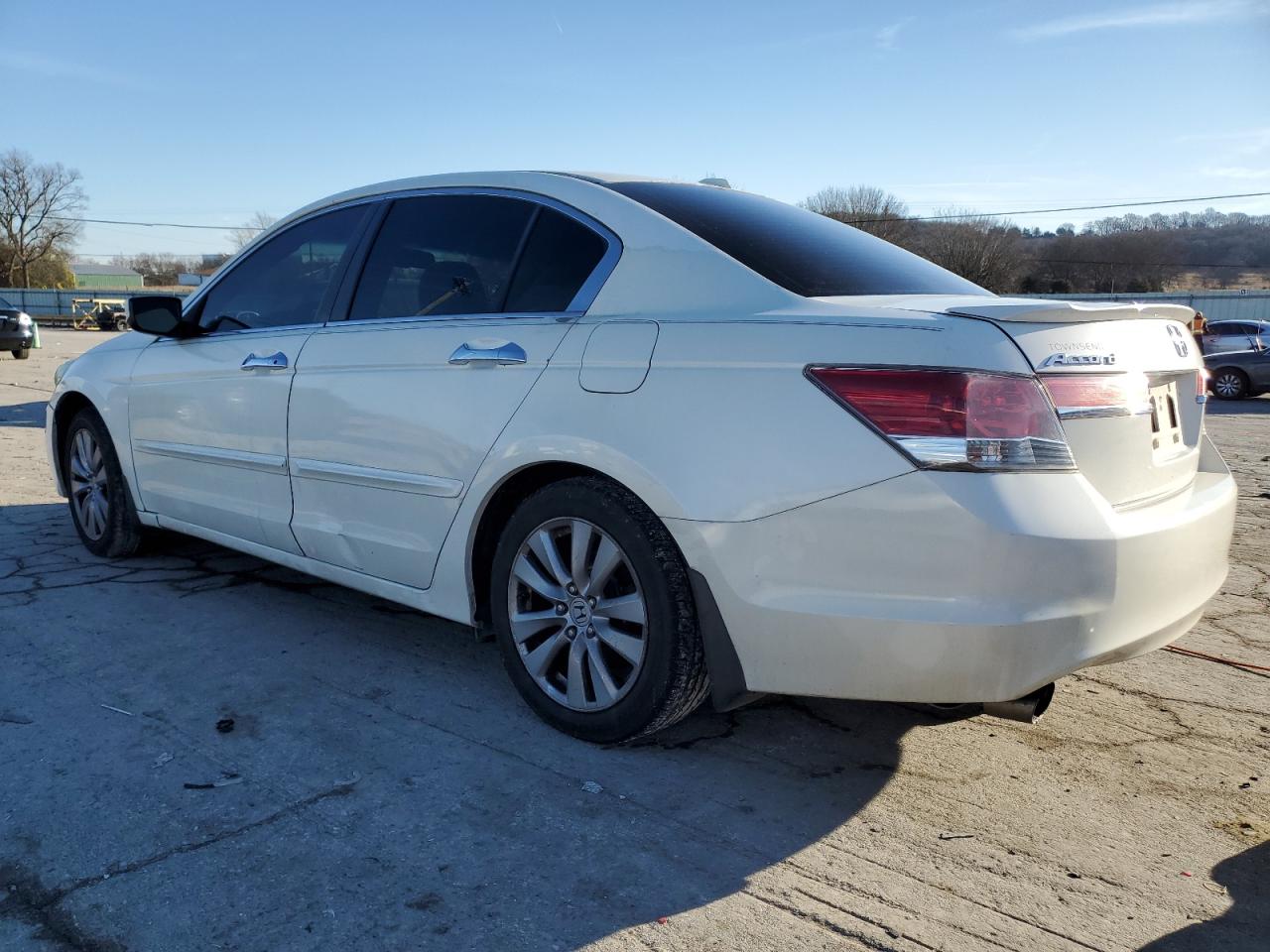2011 Honda Accord - Image 2
