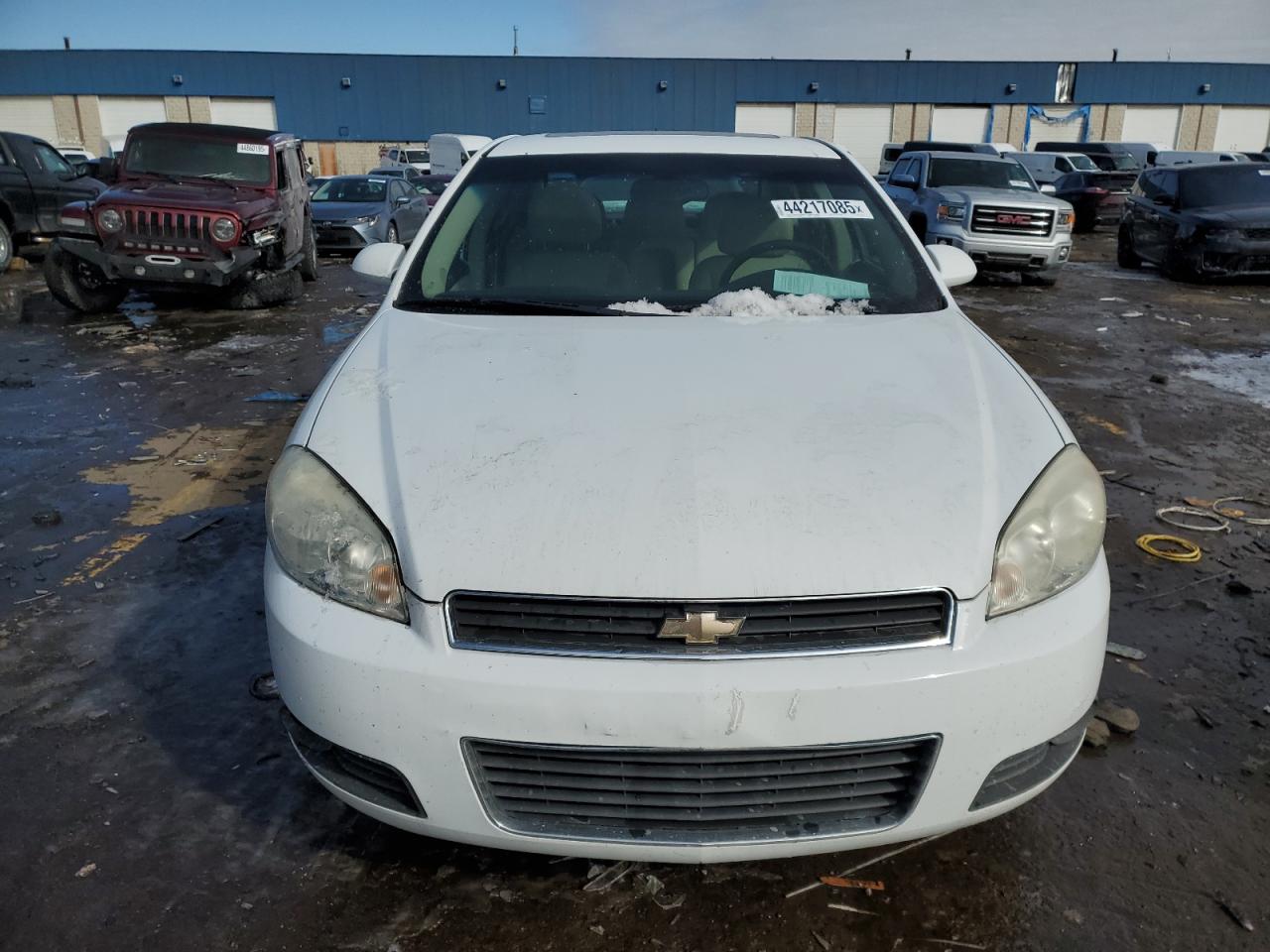 2011 Chevrolet Impala - Image 5