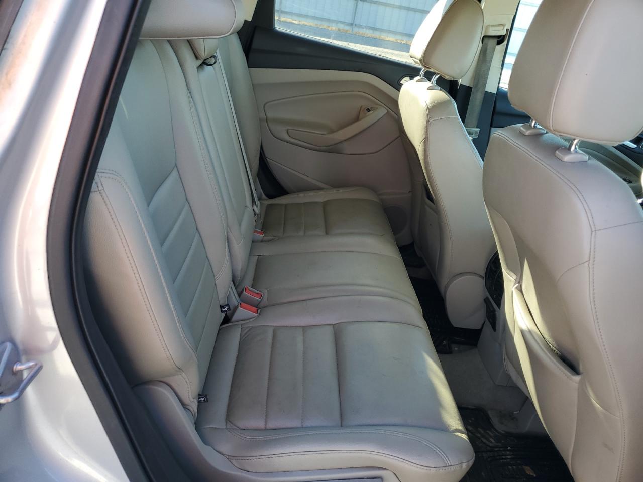 2014 Ford Escape - Image 11