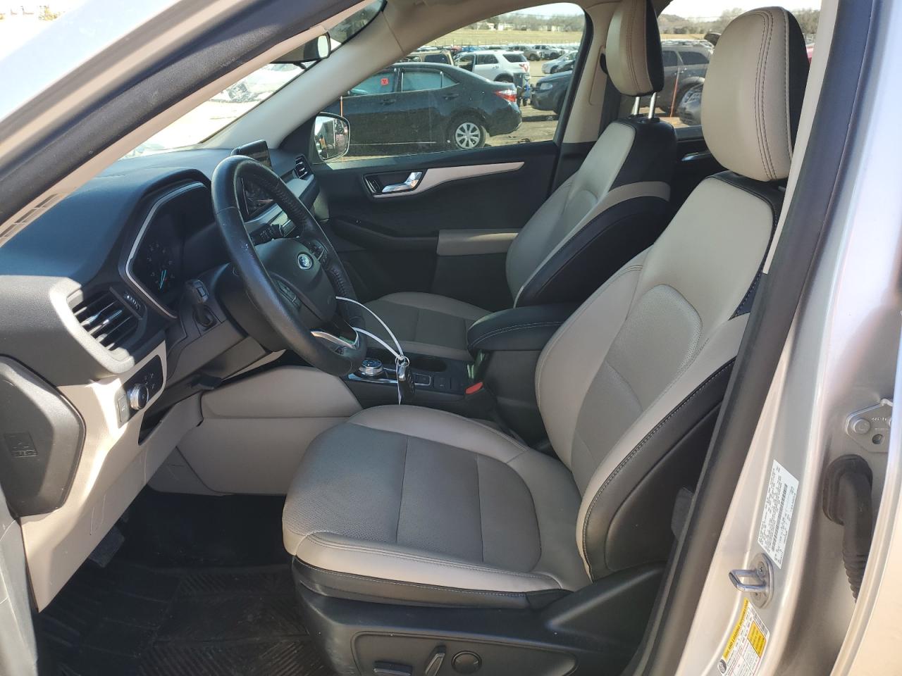 2020 Ford Escape - Image 7