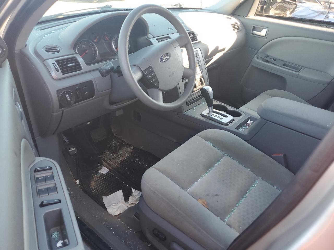2006 Ford Five Hundred - Image 8