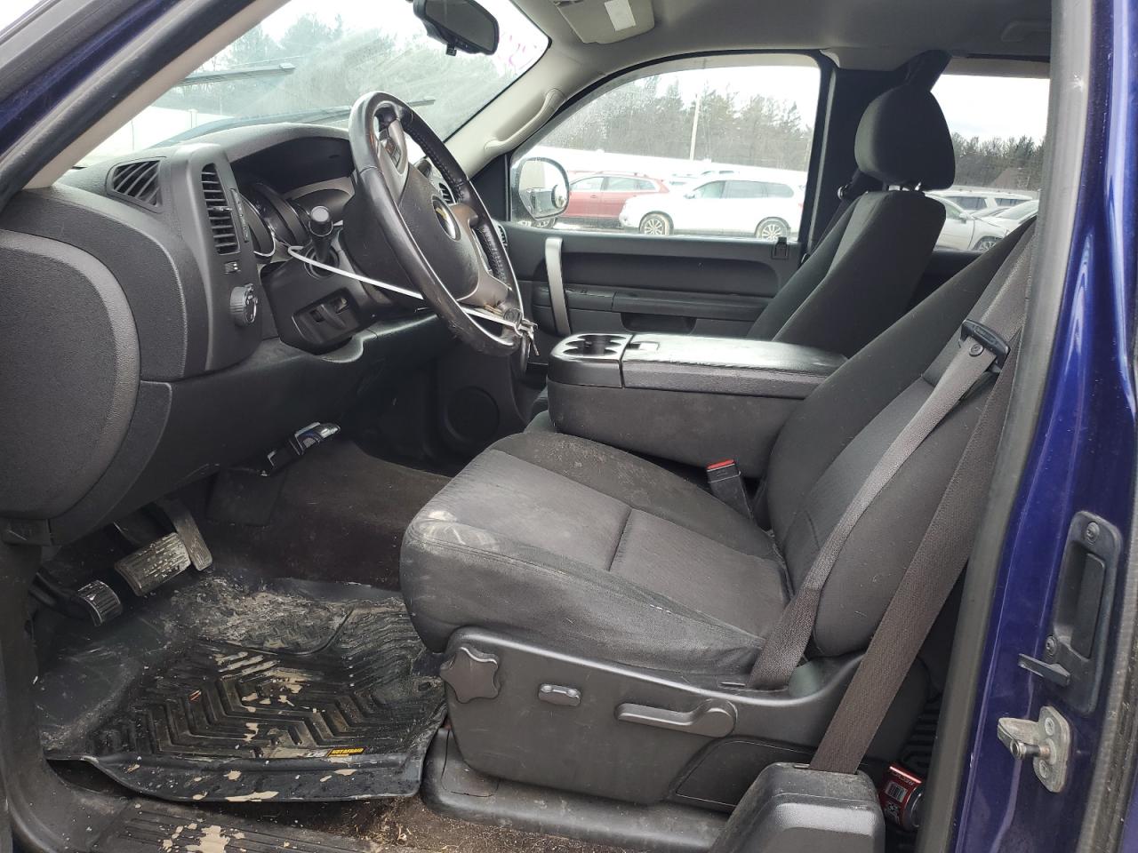 2010 Chevrolet Silverado - Image 7