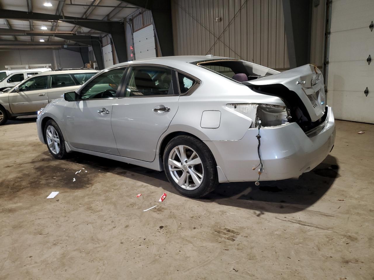 2013 Nissan Altima - Image 2