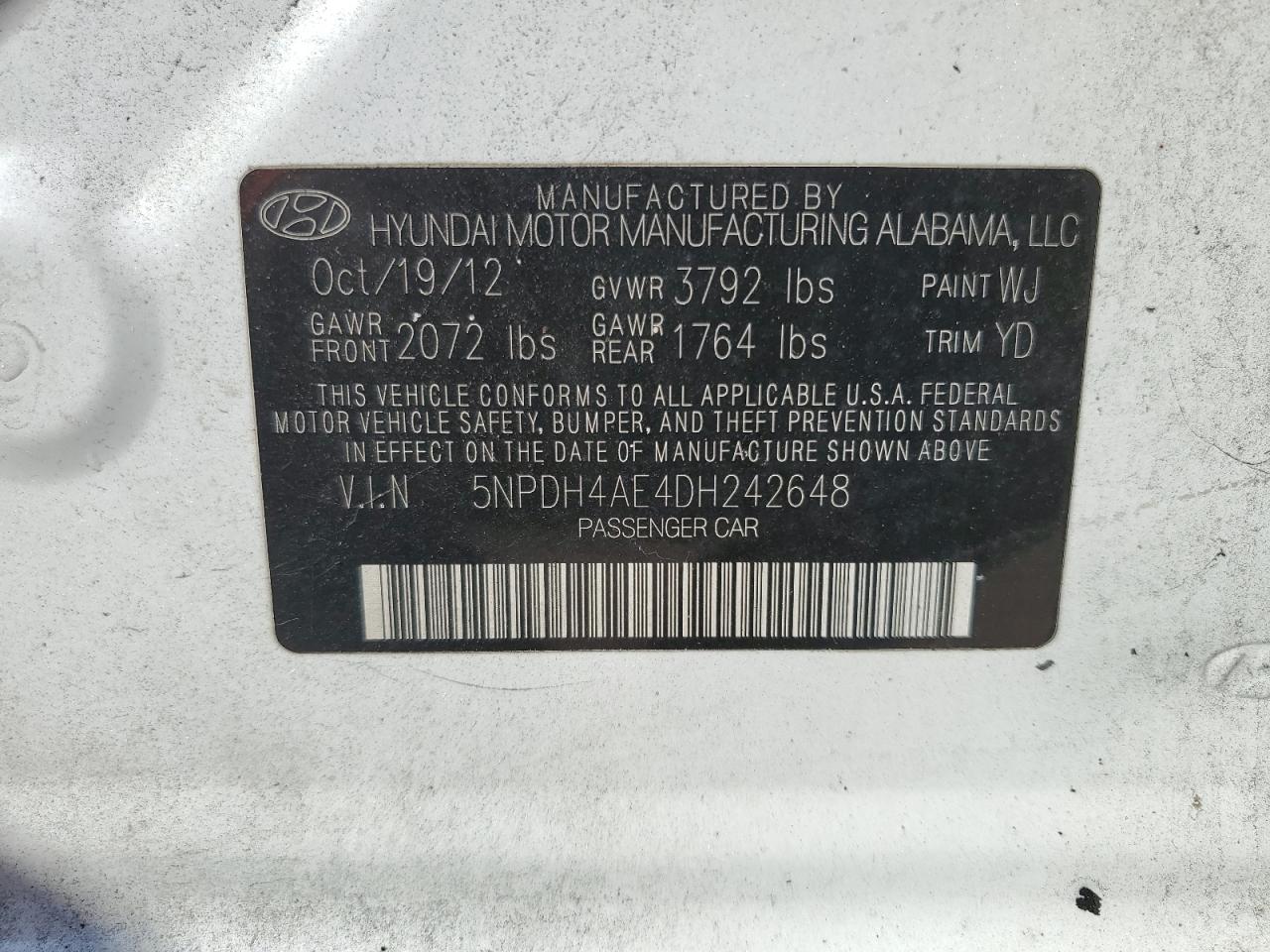 2013 Hyundai Elantra - Image 12