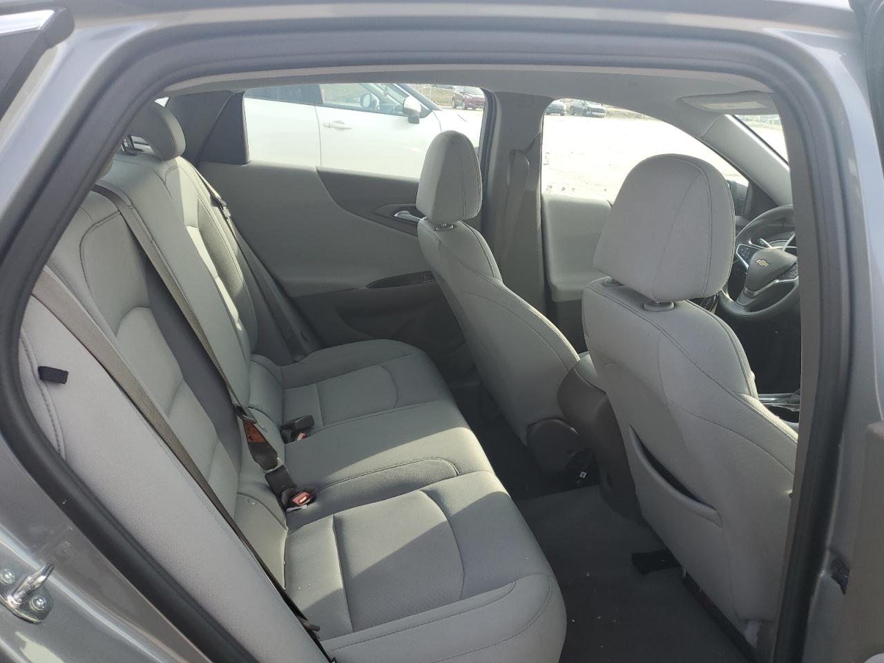 2023 Chevrolet Malibu - Image 10