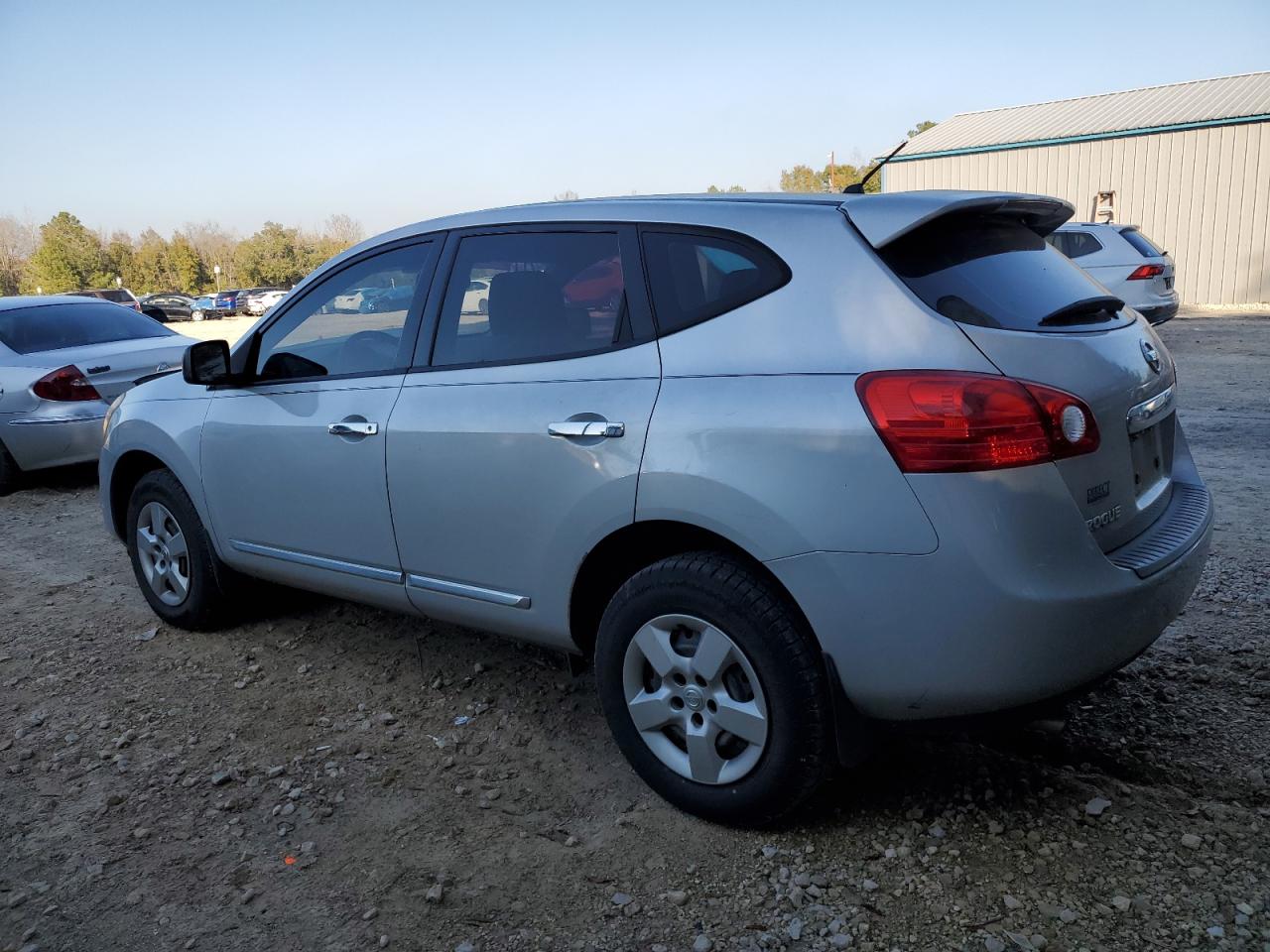 2012 Nissan Rogue - Image 2