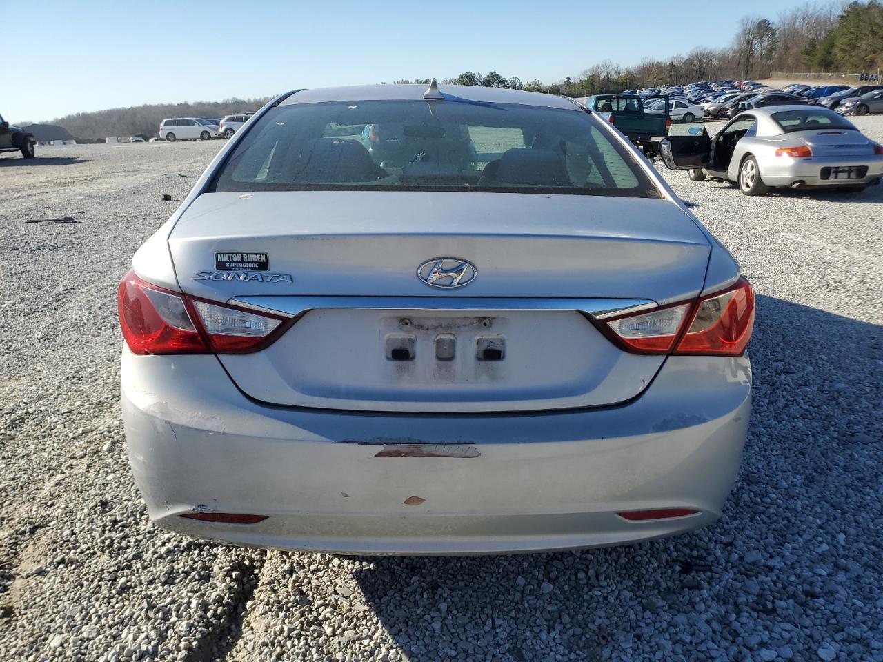 2011 Hyundai Sonata - Image 6