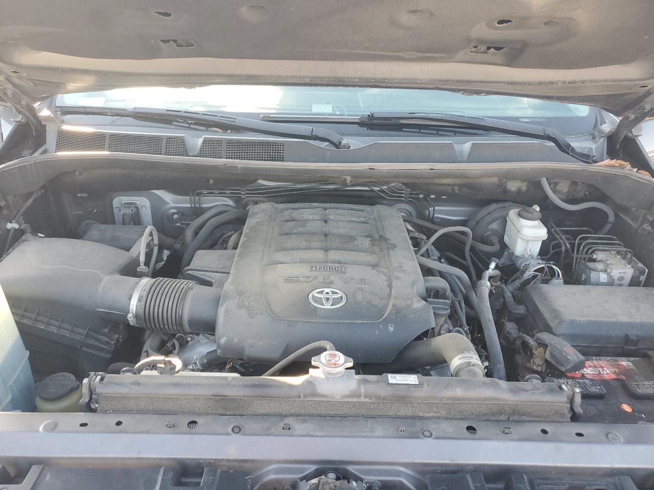 2018 Toyota Tundra - Image 11