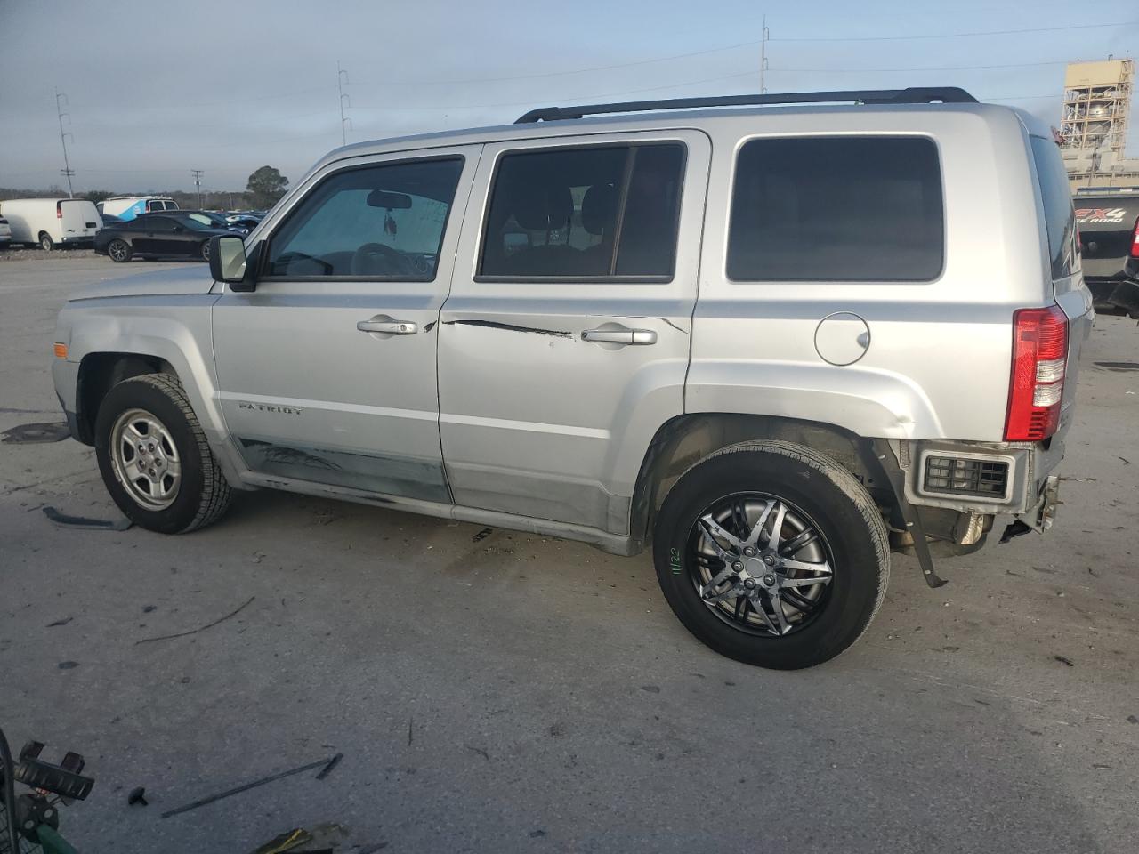 2011 Jeep Liberty (Patriot) - Image 2
