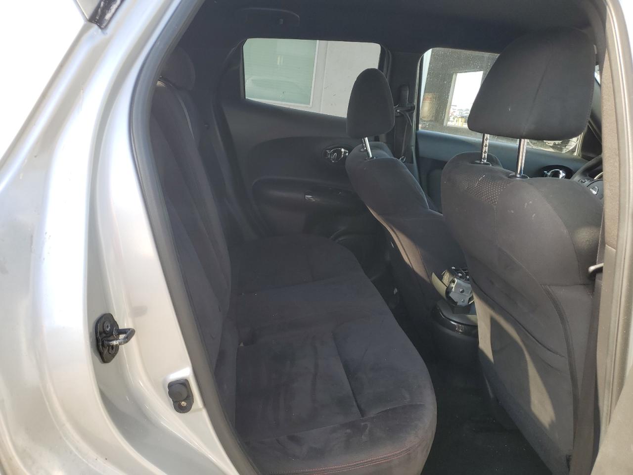 2013 Nissan Juke - Image 11
