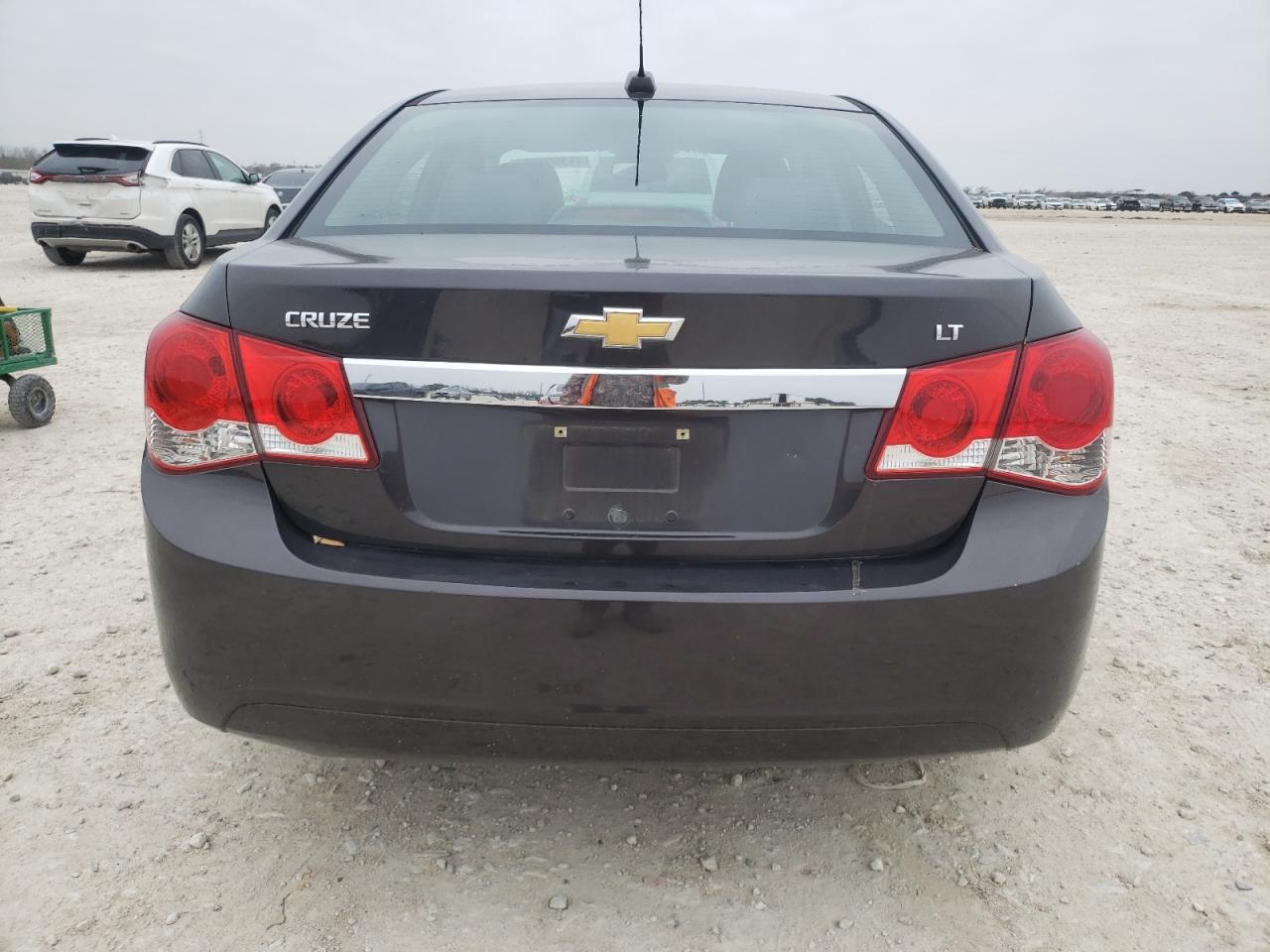 2016 Chevrolet Cruze - Image 6