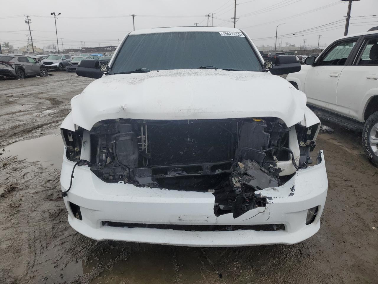 2017 RAM 1500 - Image 5