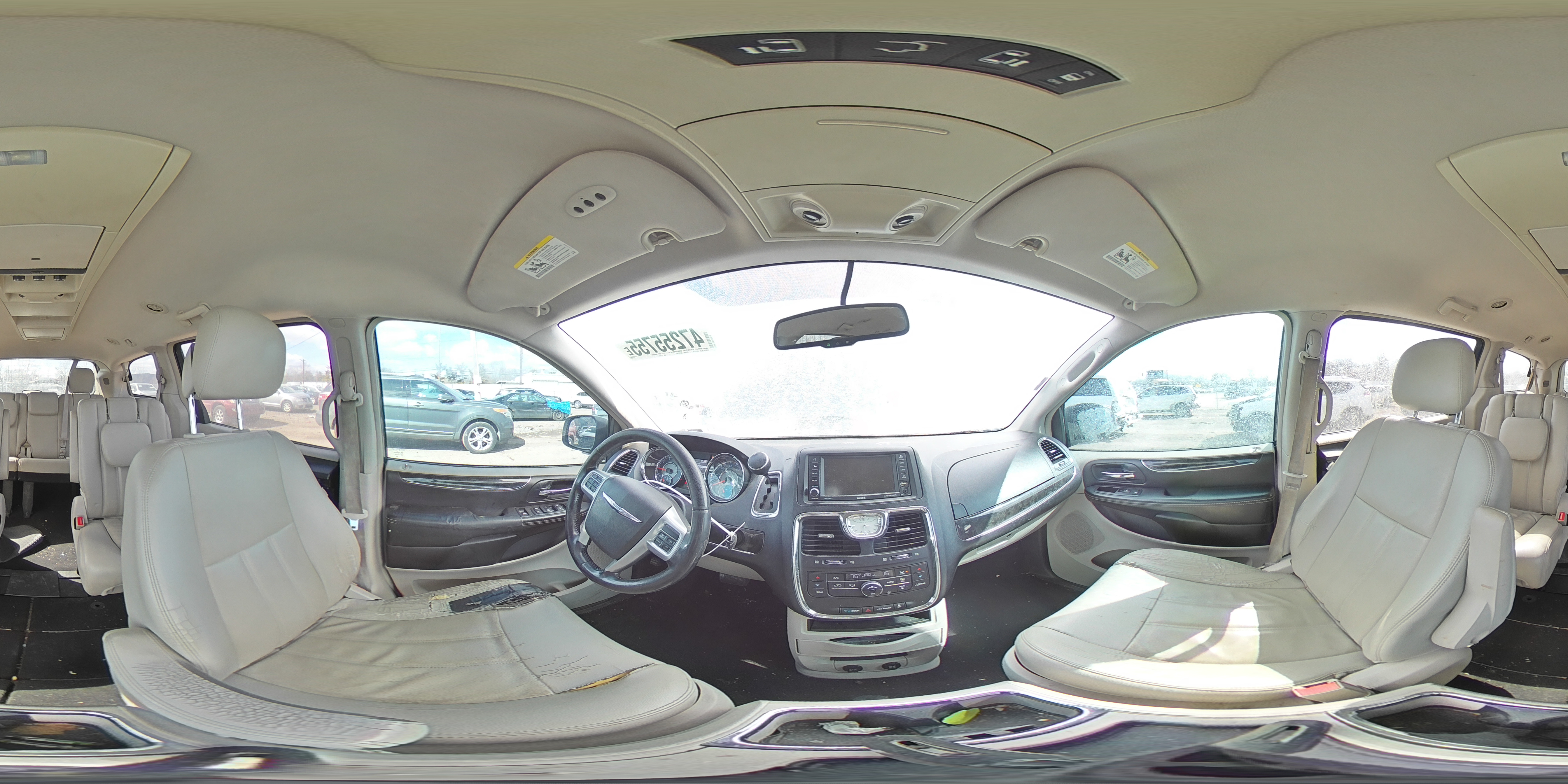 2013 Chrysler Town & Country - Image 14