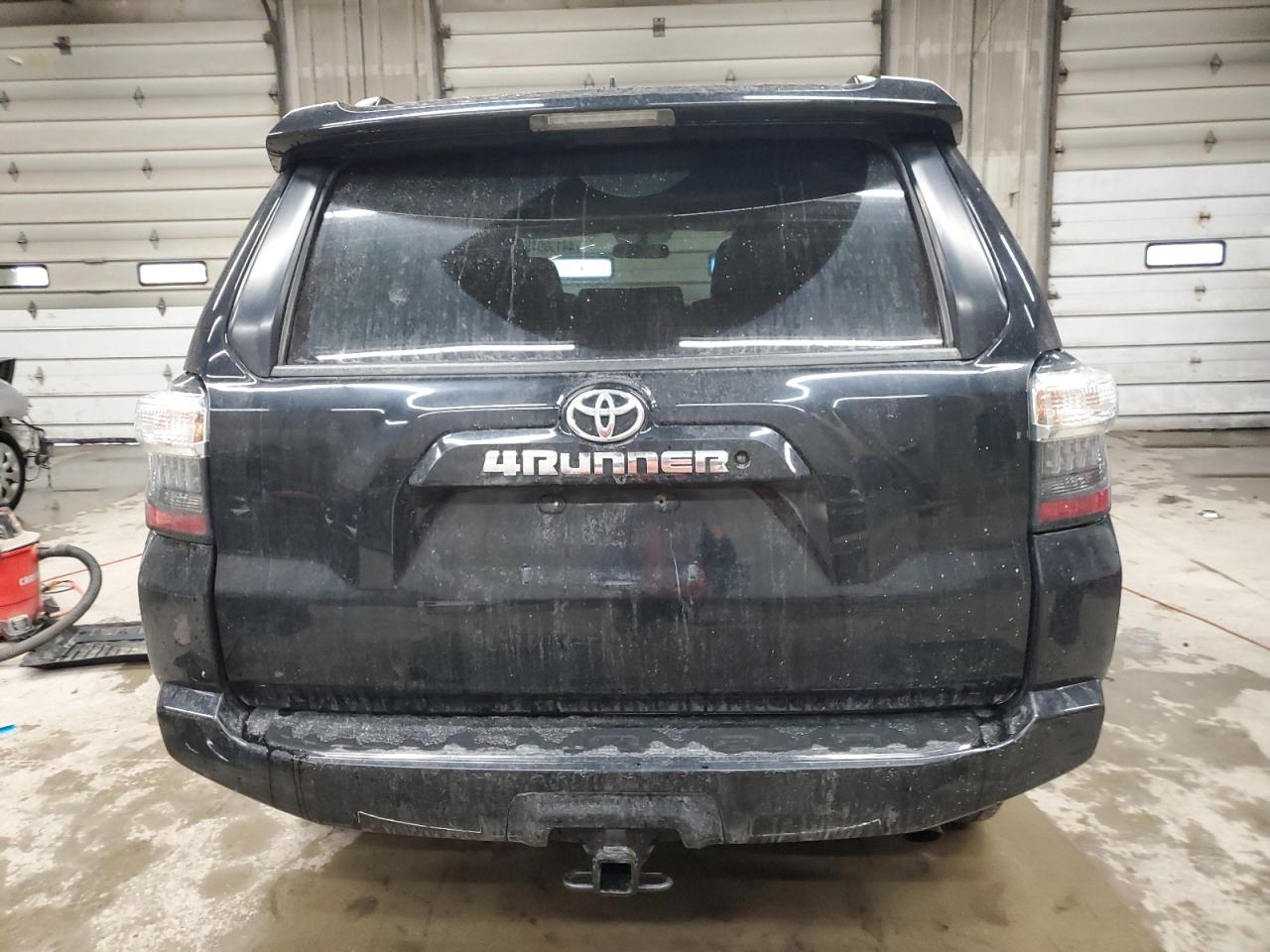 2019 Toyota 4Runner - Image 6