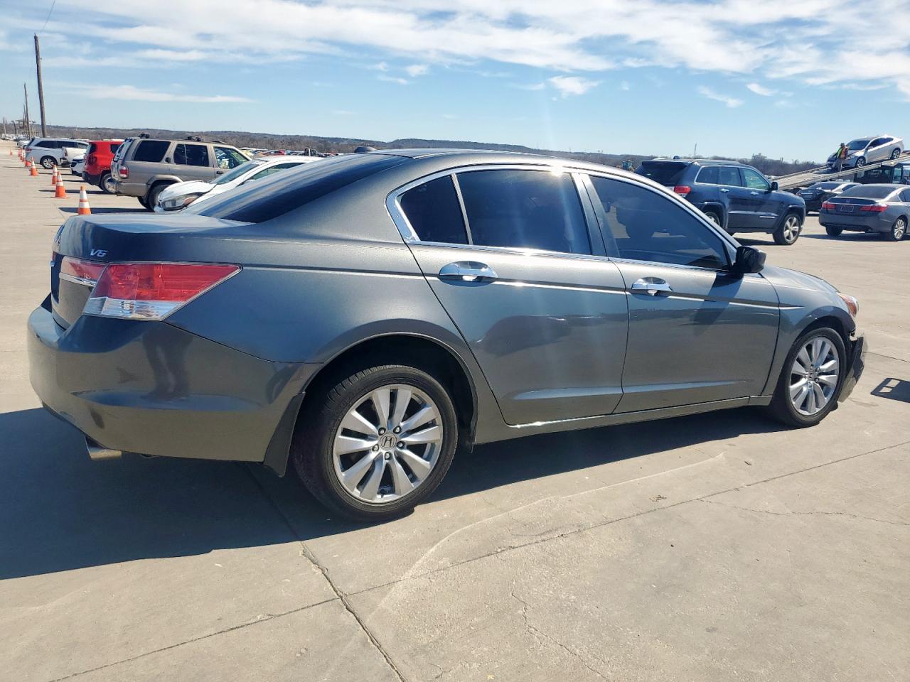 2011 Honda Accord - Image 3