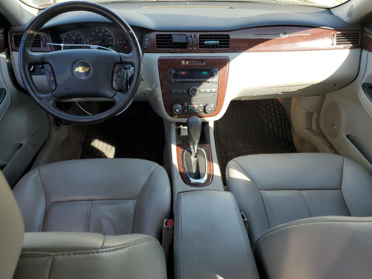 2006 Chevrolet Impala - Image 8