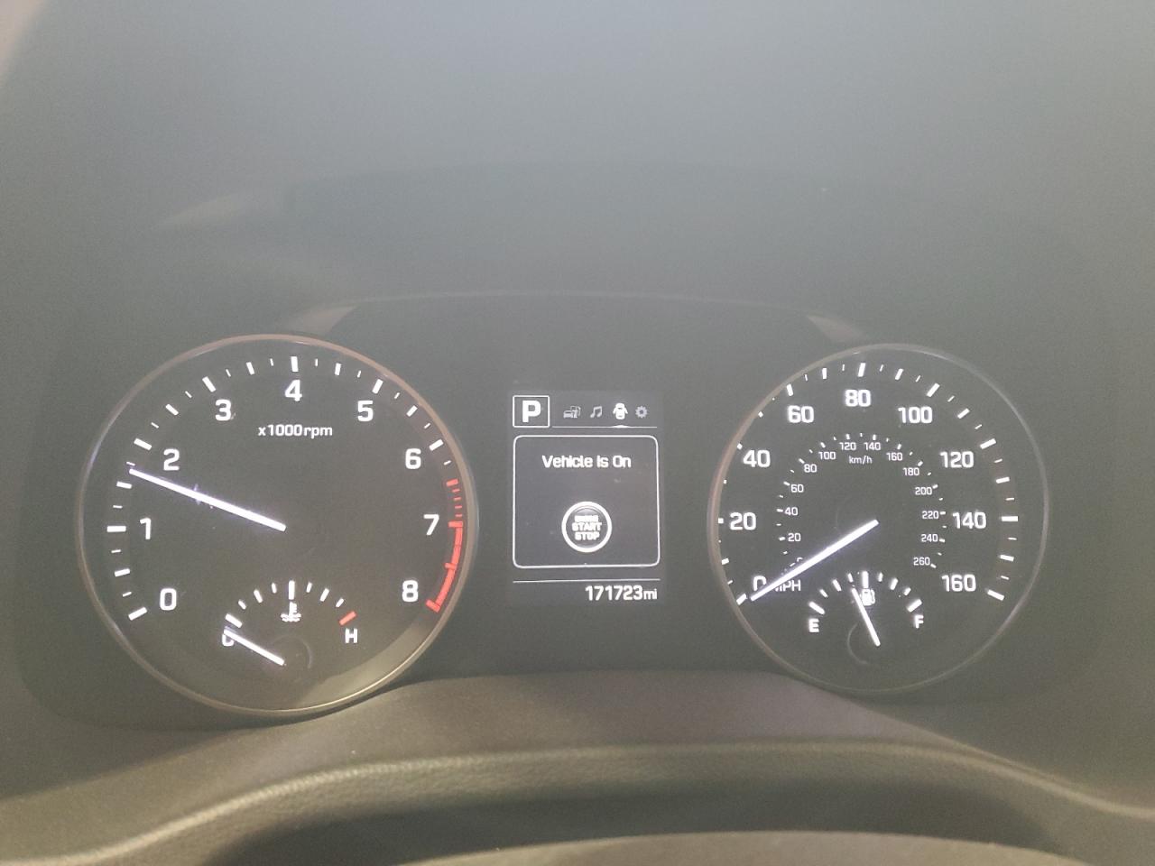 2018 Hyundai Elantra - Image 9