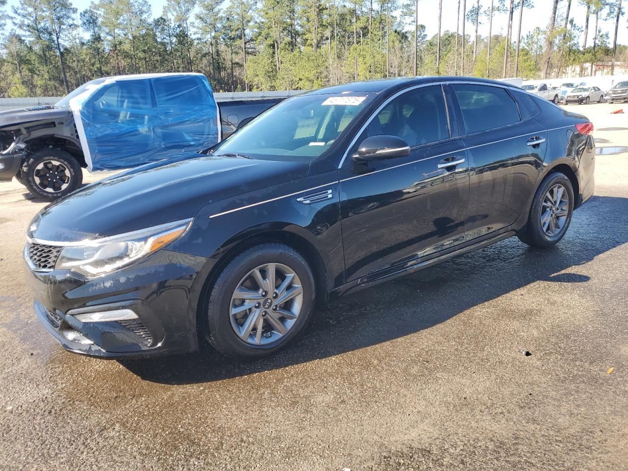 2019 Kia Optima - Image 1