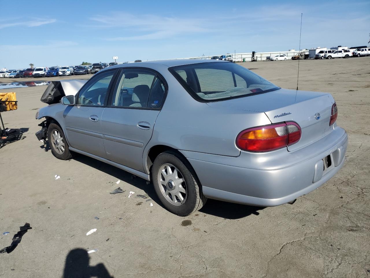 1998 Chevrolet Malibu - Image 2