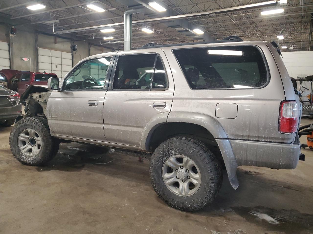 2002 Toyota 4Runner - Image 2