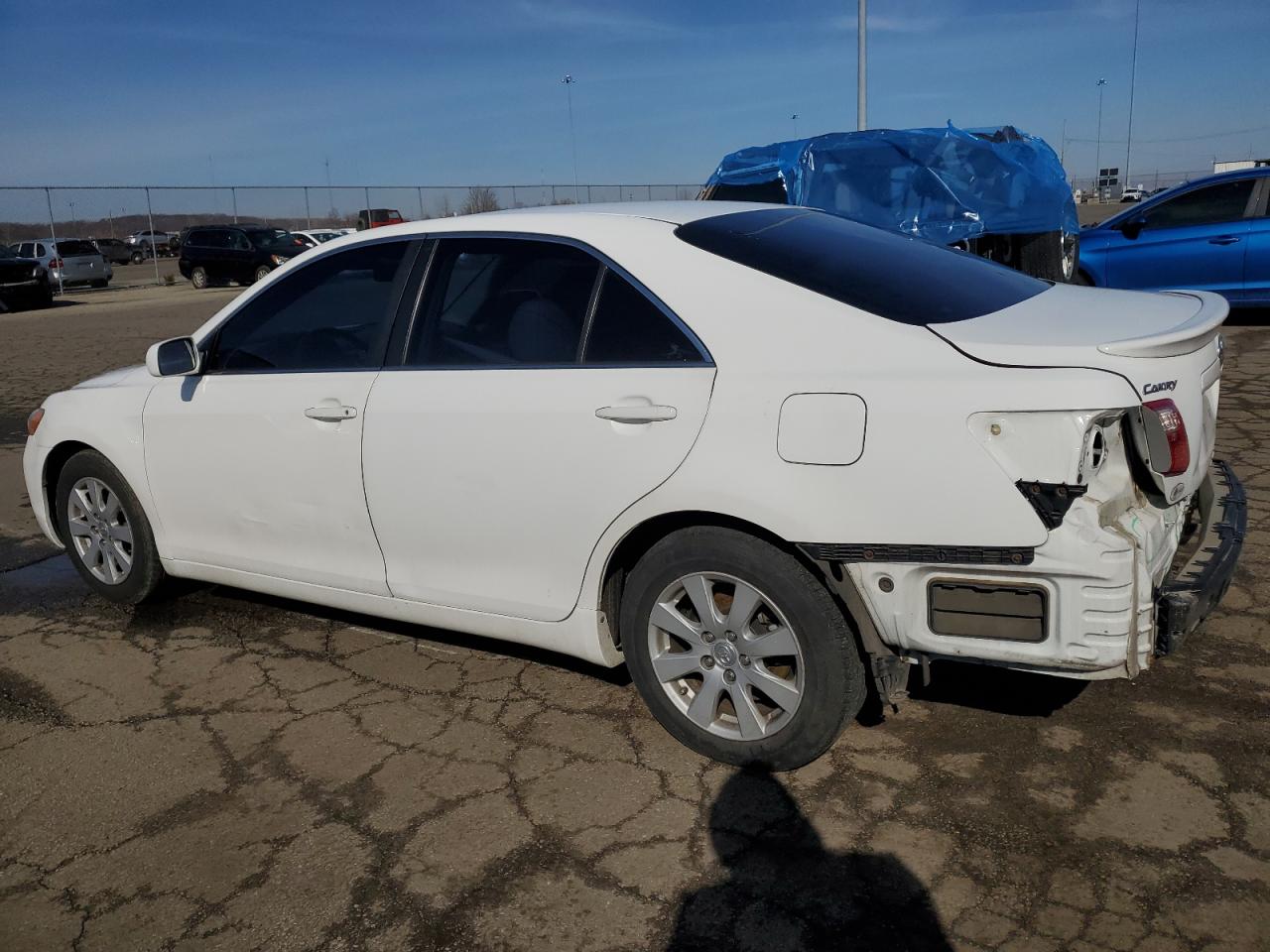 2009 Toyota Camry - Image 2