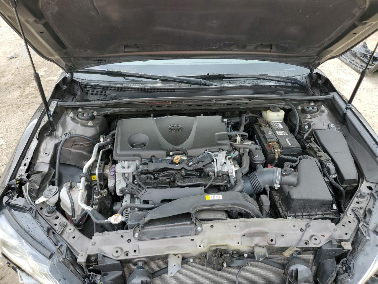 2018 Toyota Camry - Image 11