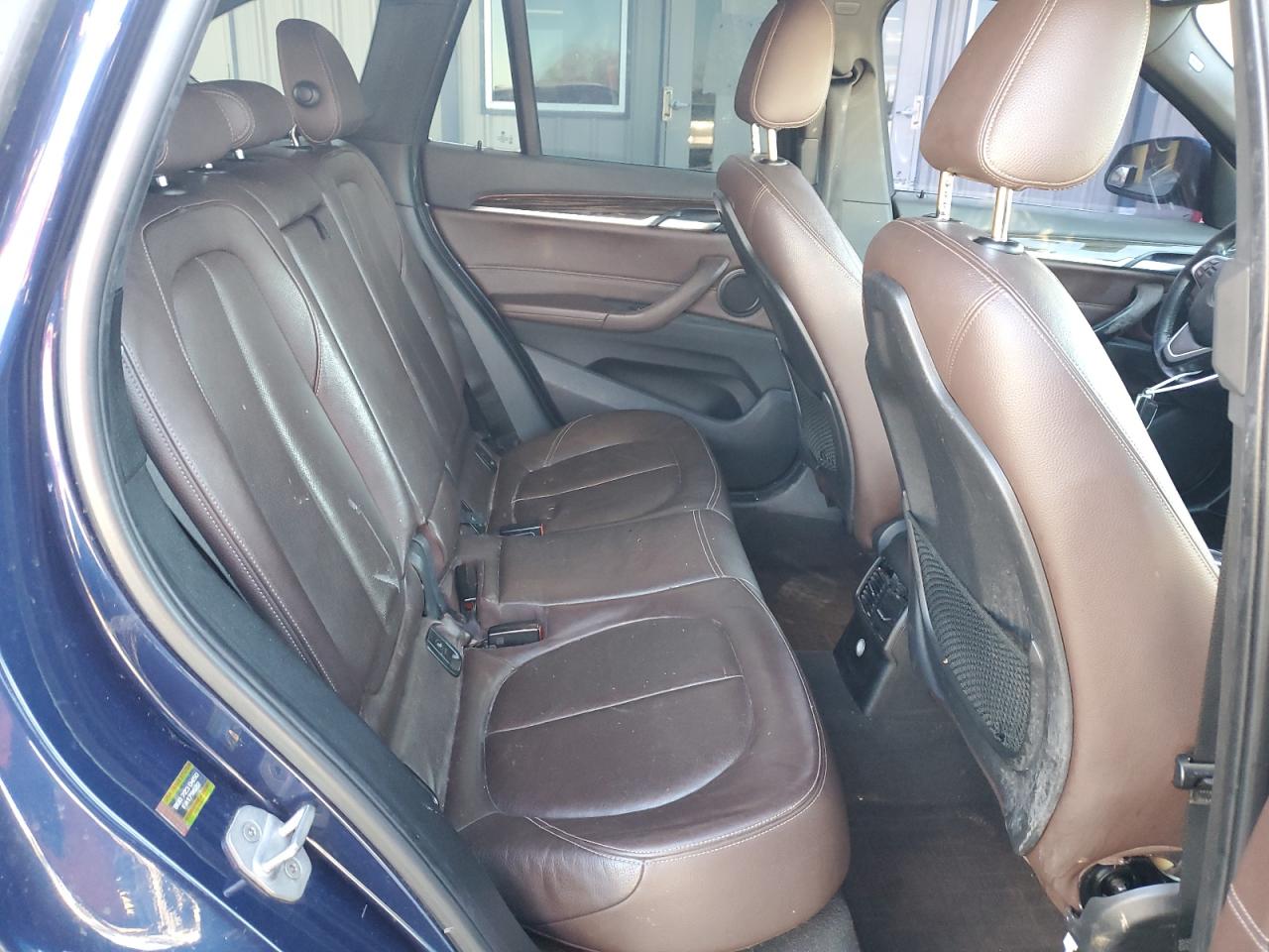 2016 BMW X1 - Image 11
