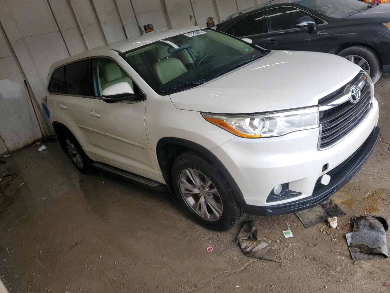 2014 Toyota Highlander - Image 4