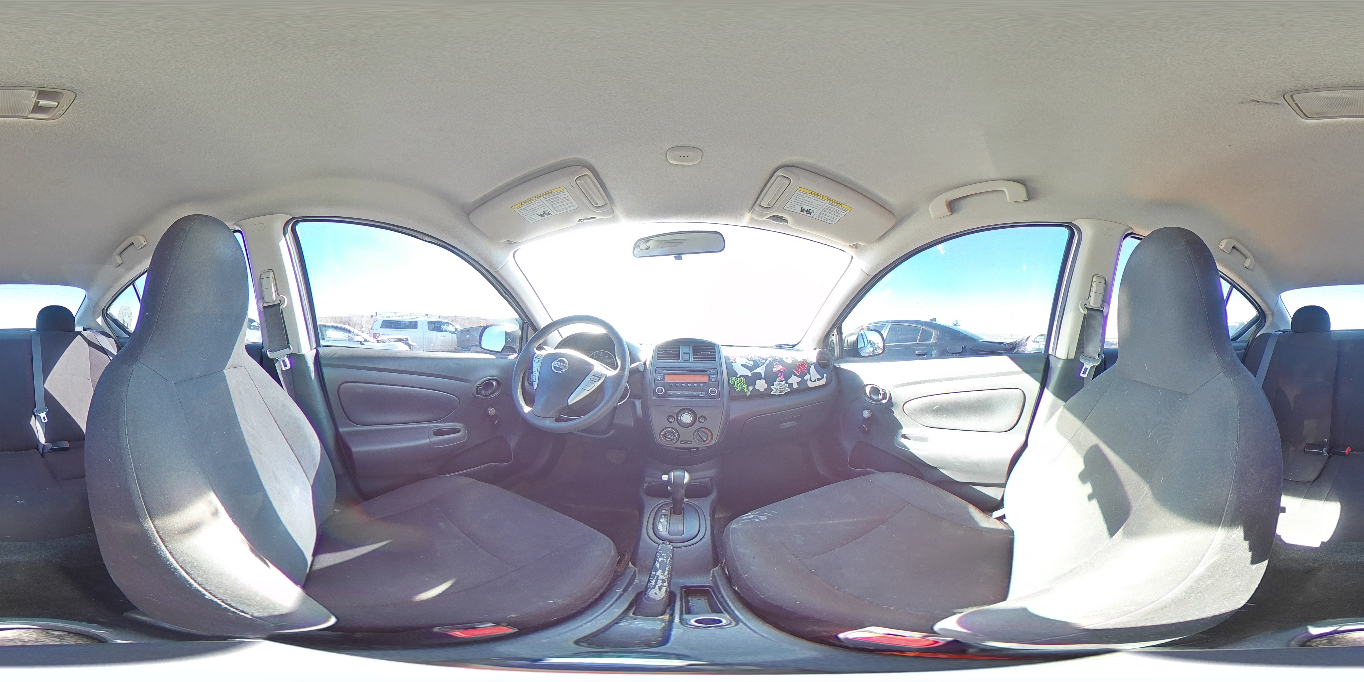 2015 Nissan Versa - Image 14