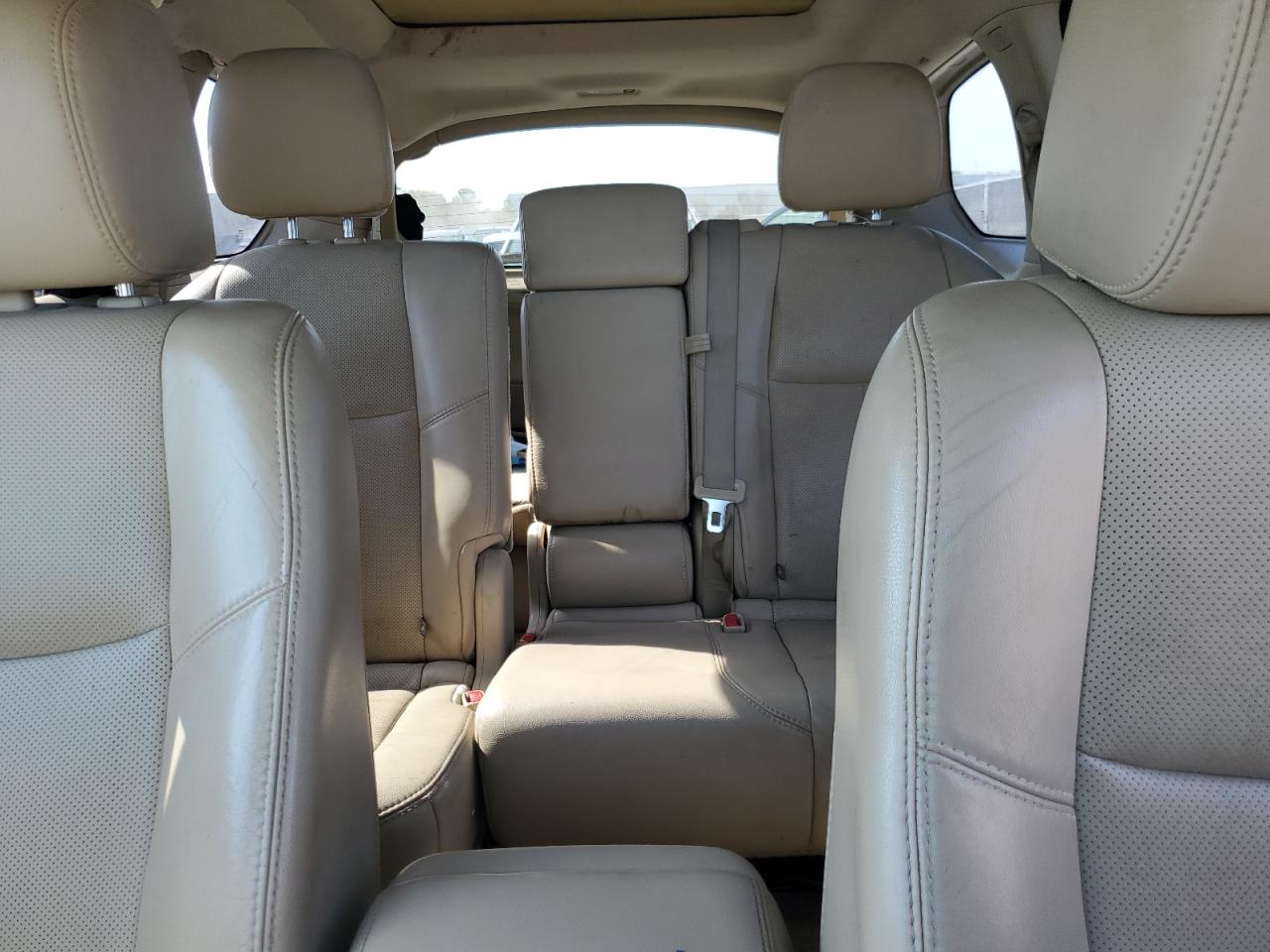 2014 Nissan Pathfinder - Image 10