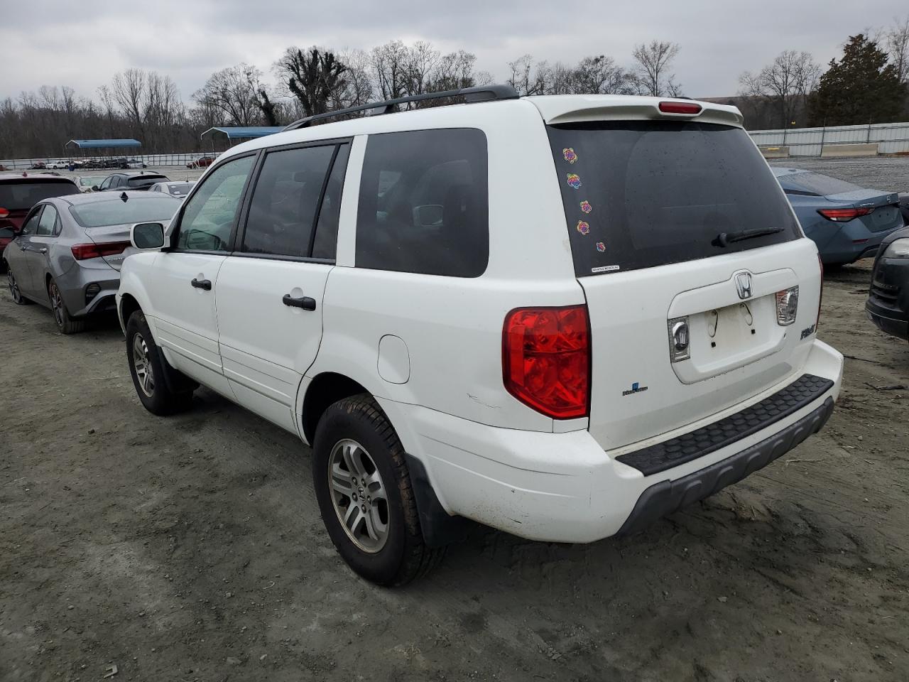 2004 Honda Pilot - Image 2