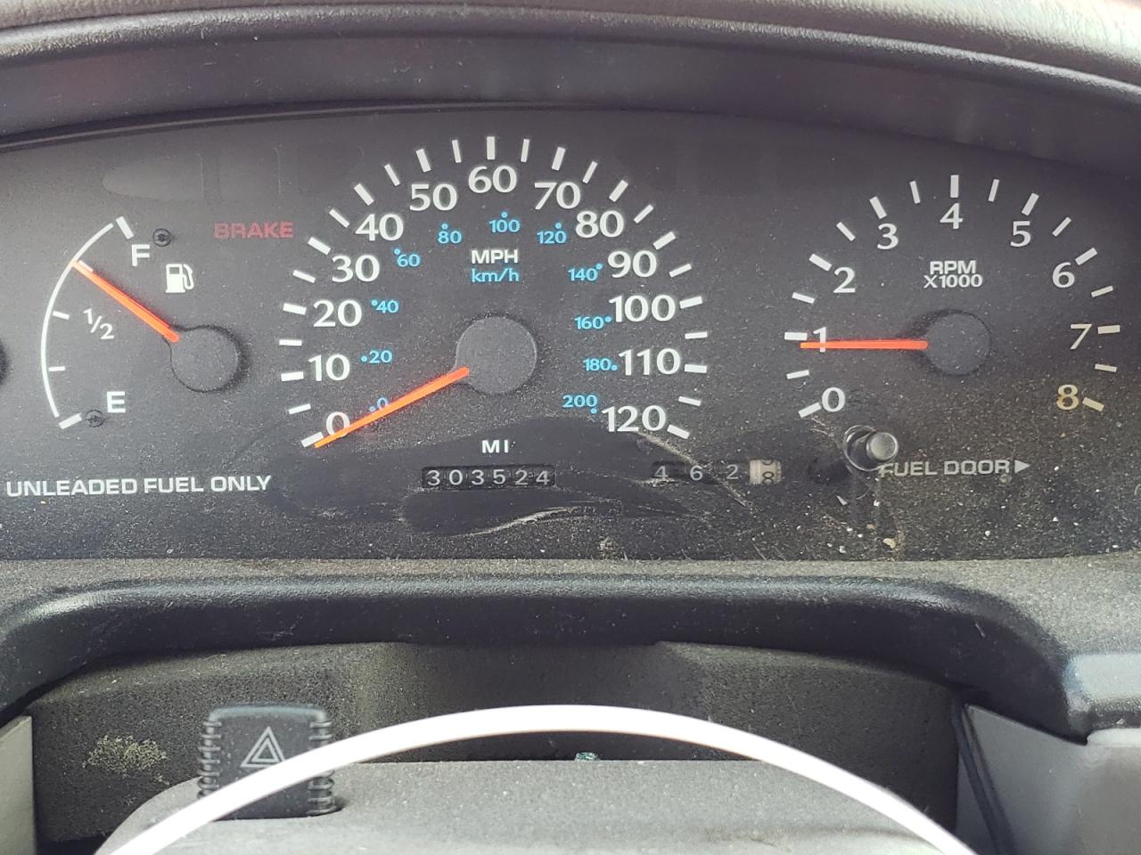 1995 Plymouth Neon - Image 9