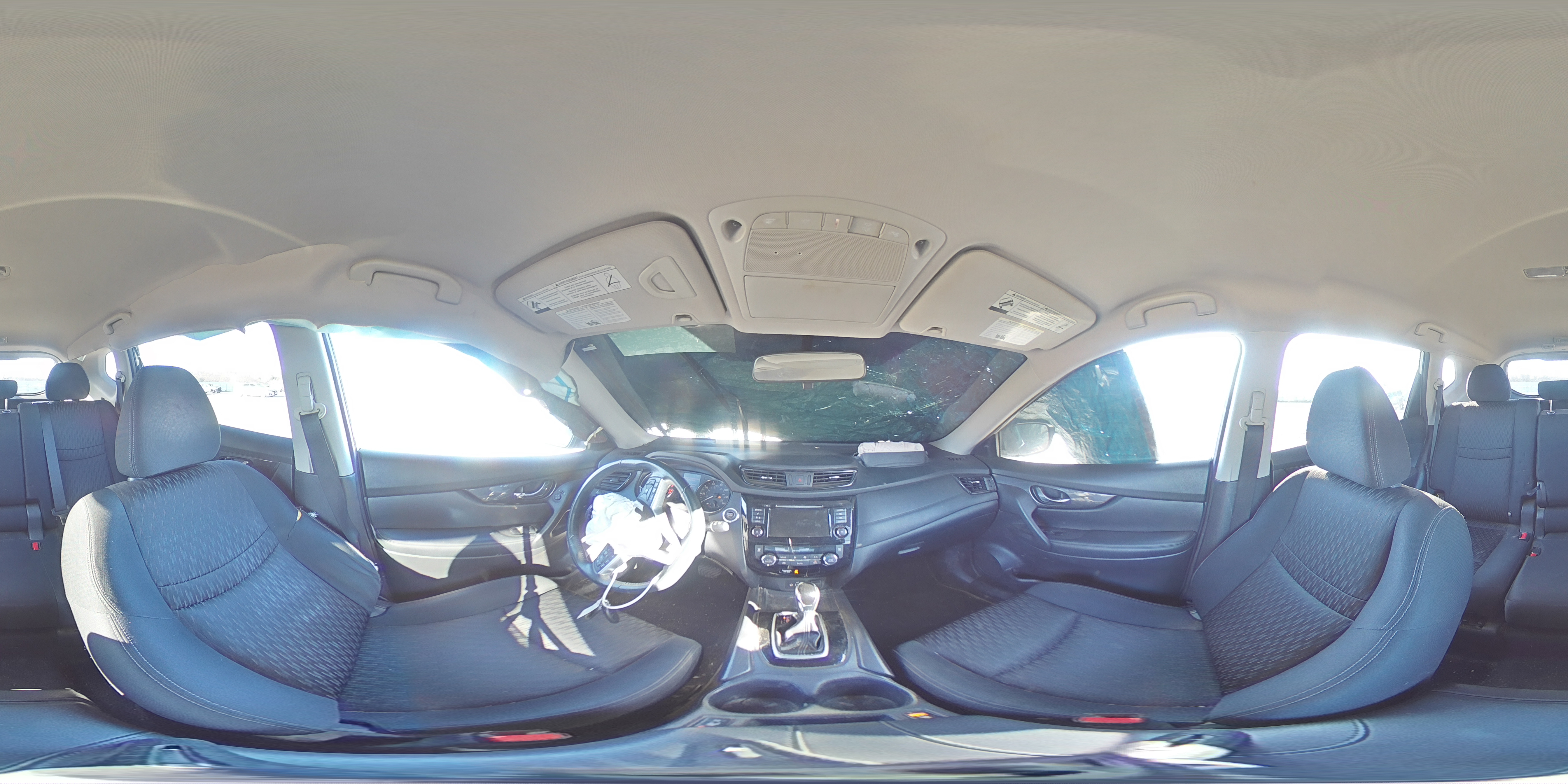 2018 Nissan Rogue - Image 14