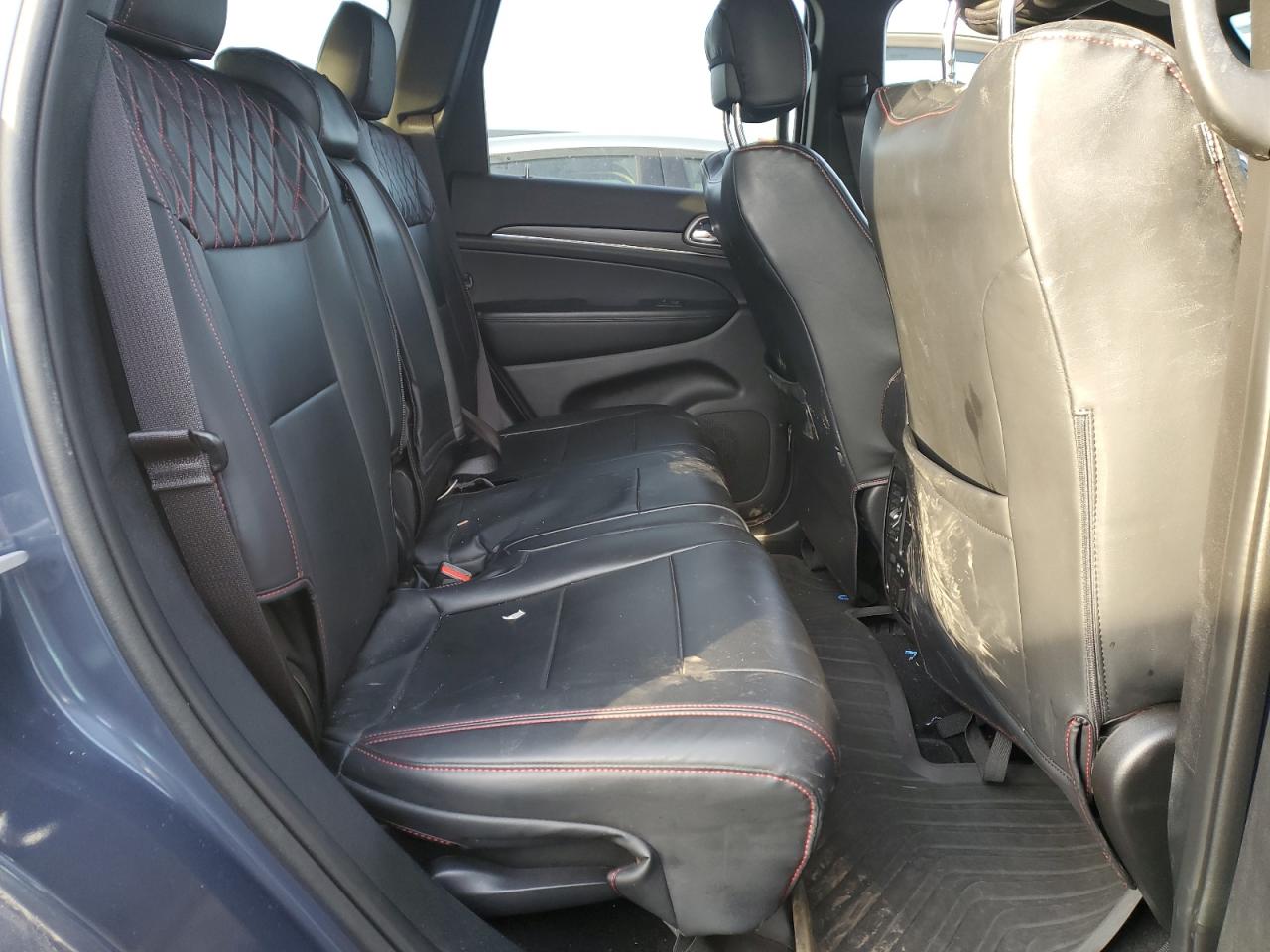 2019 Jeep Grand Cherokee - Image 10