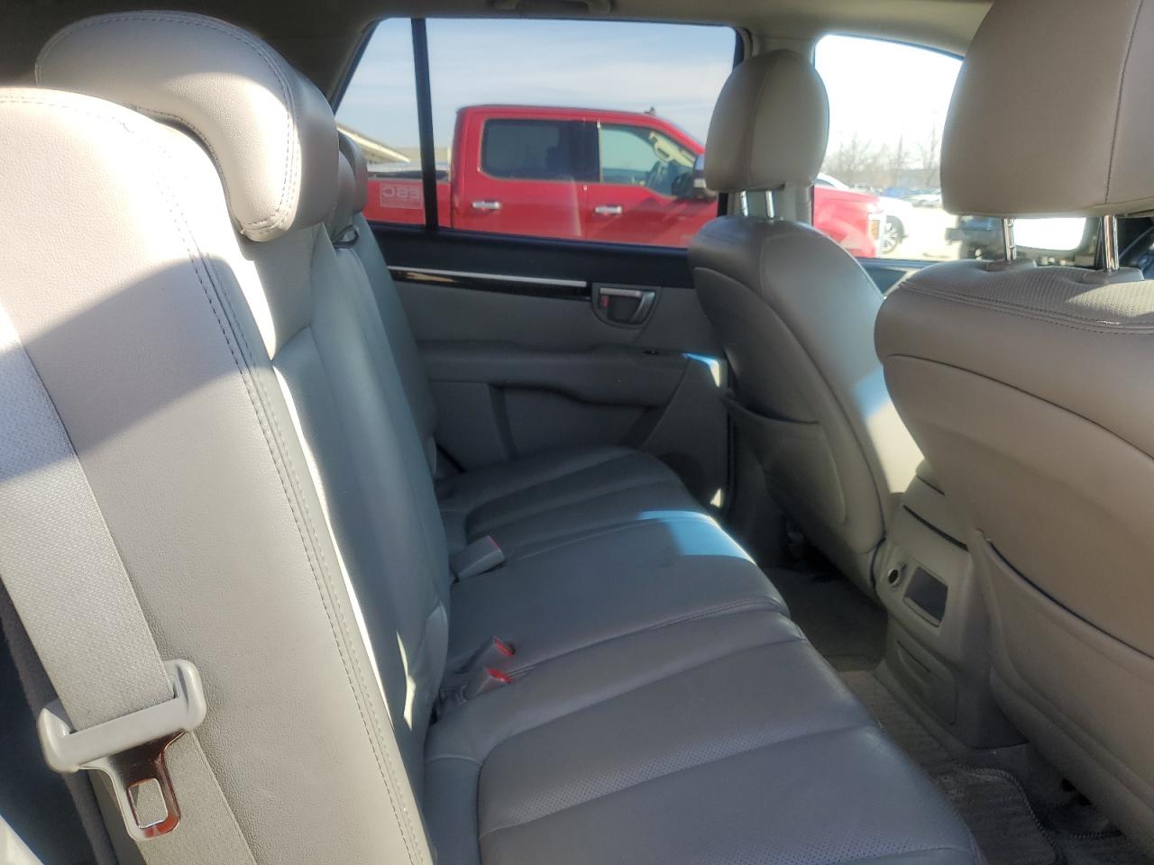2007 Hyundai Santa Fe - Image 11