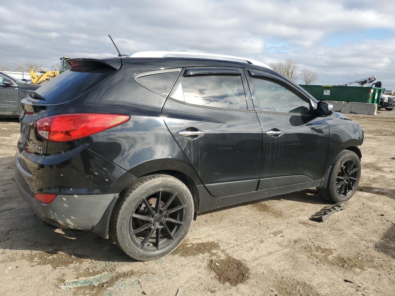 2012 Hyundai Tucson - Image 3