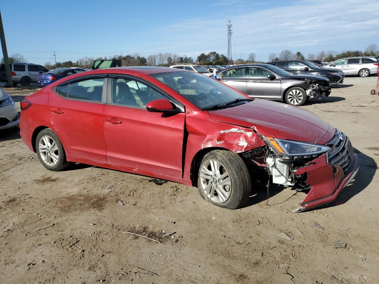 2019 Hyundai Elantra - Image 4