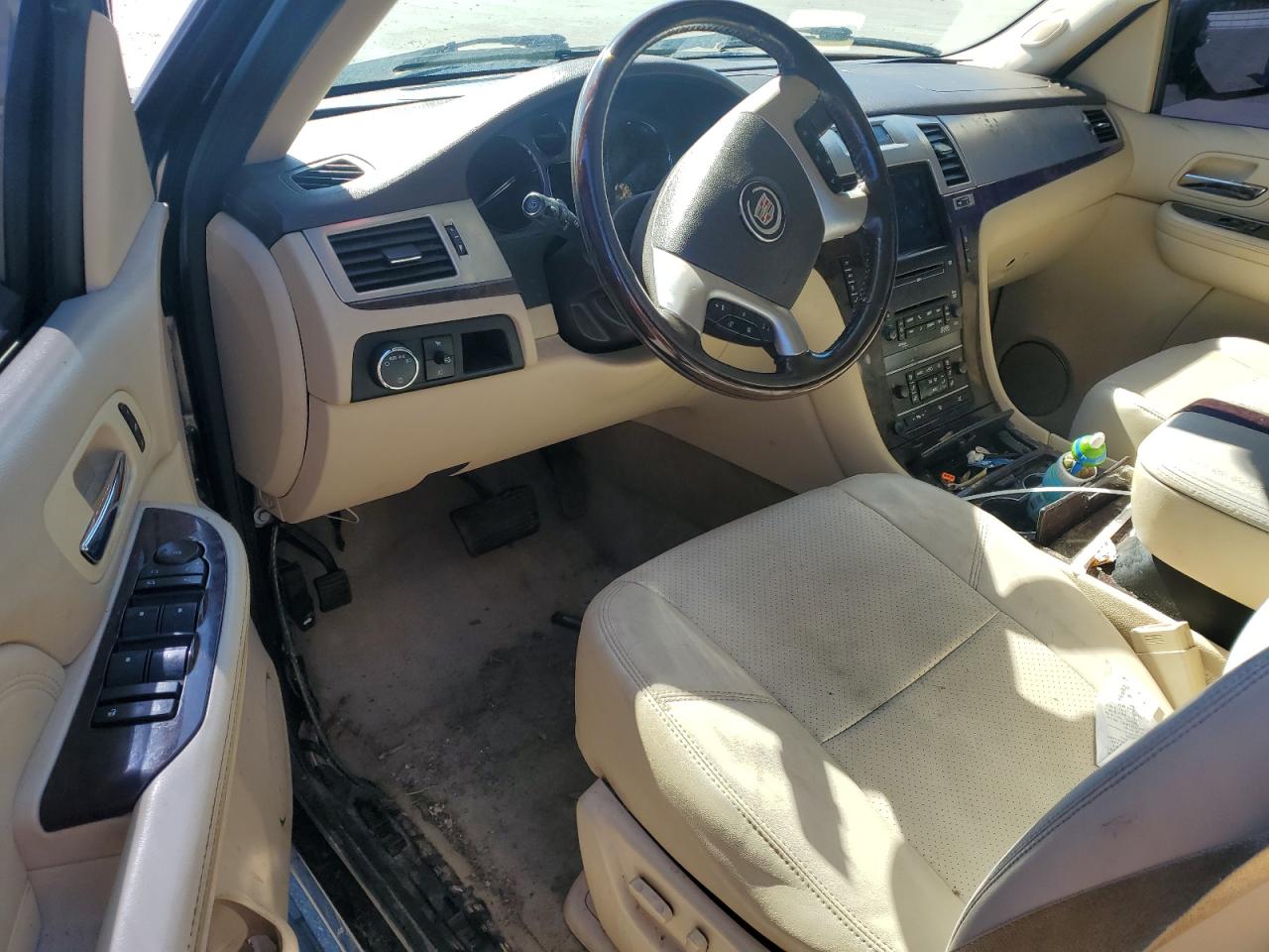 2008 Cadillac Escalade - Image 8