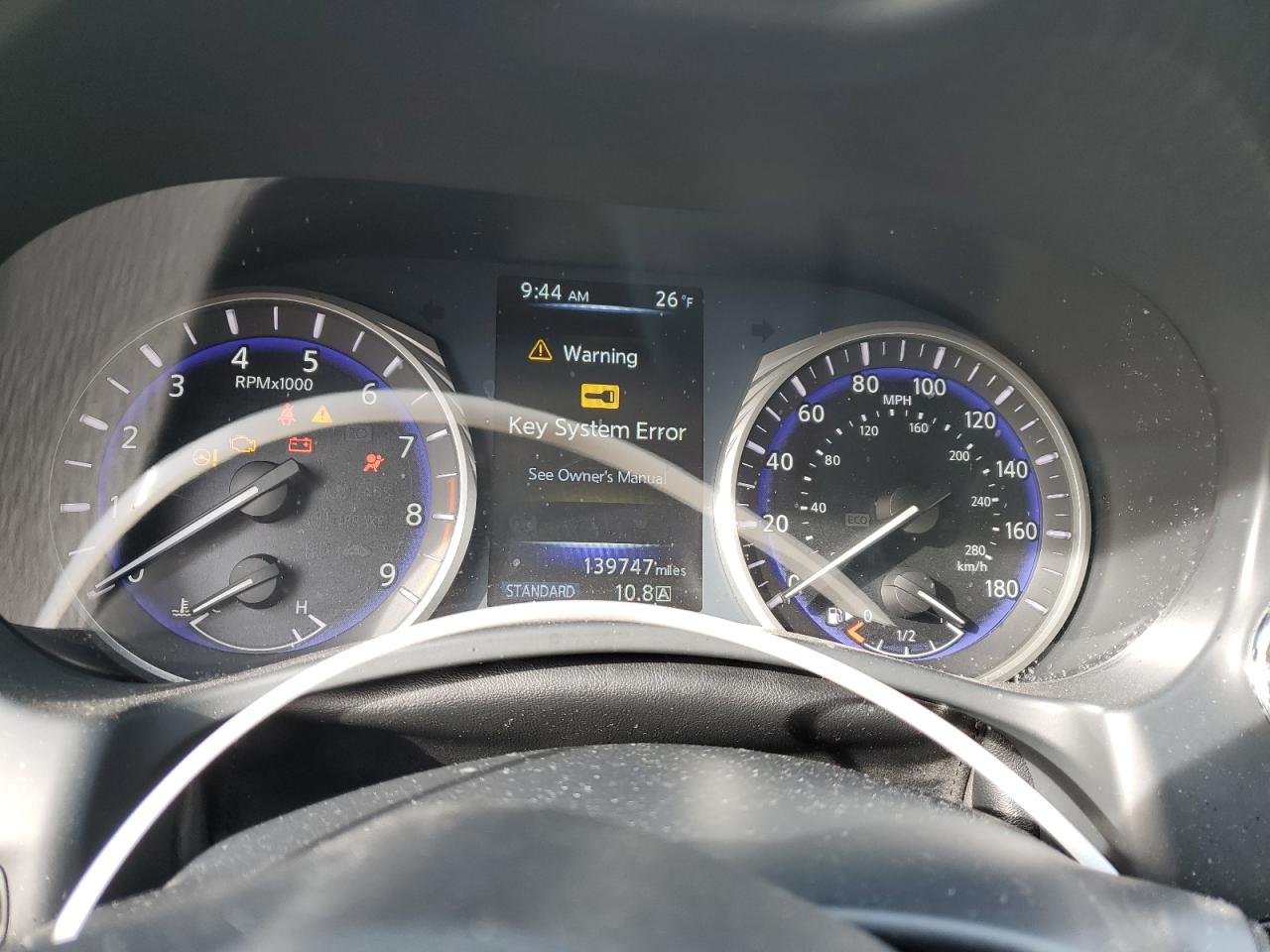 2014 Infiniti Q50 - Image 9