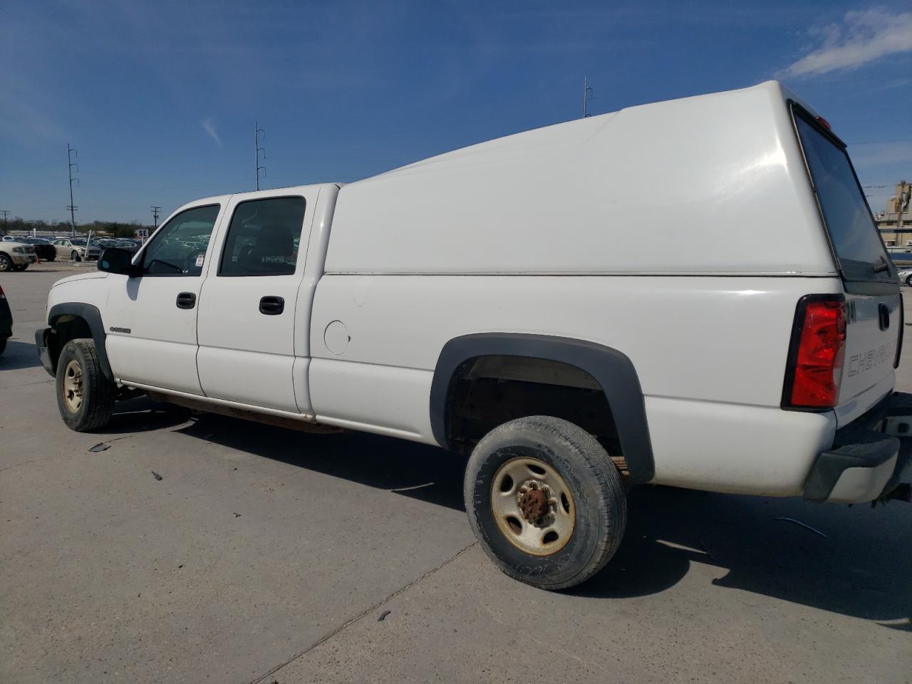 2006 Chevrolet Silverado - Image 2