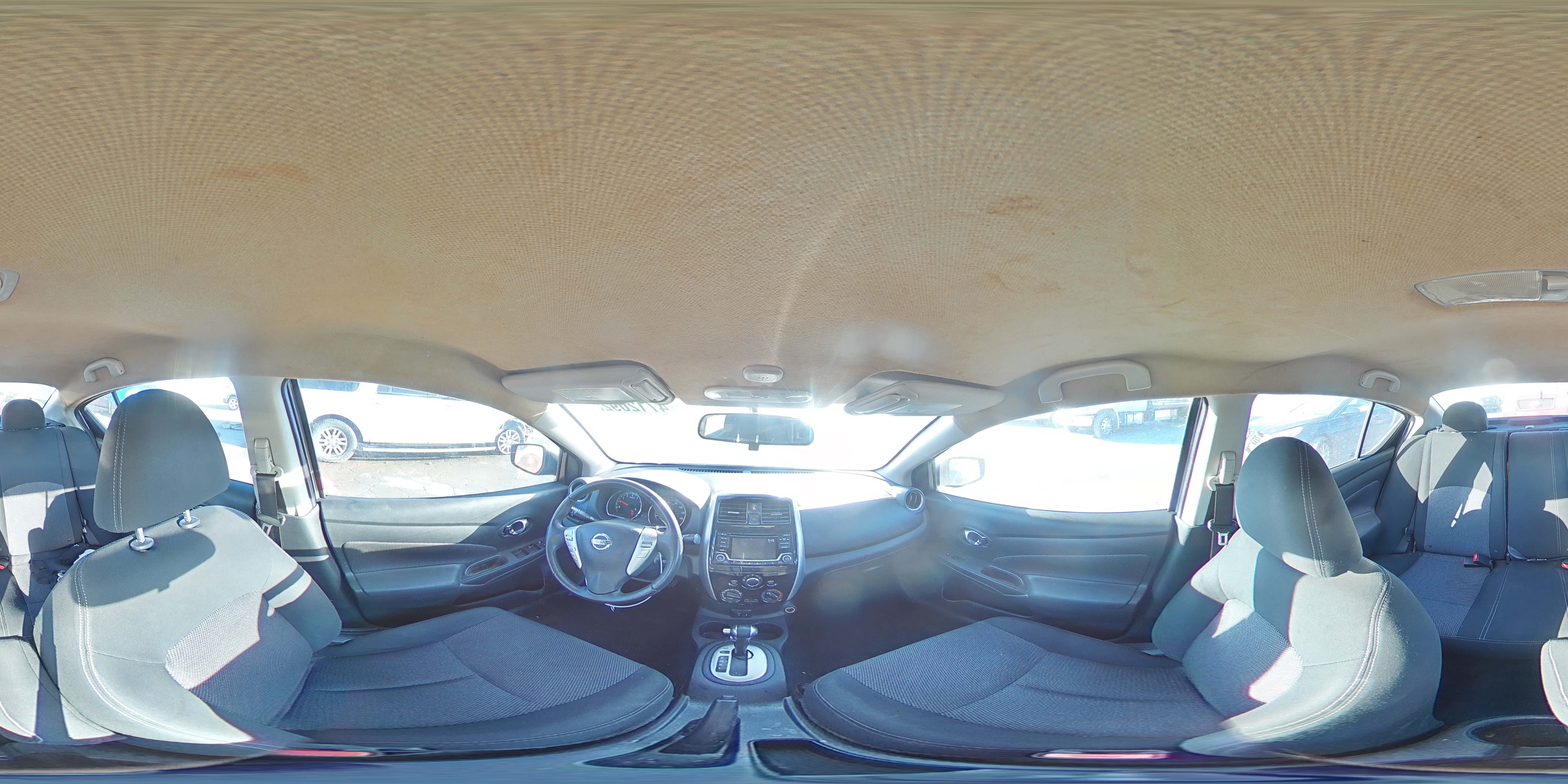 2018 Nissan Versa - Image 14