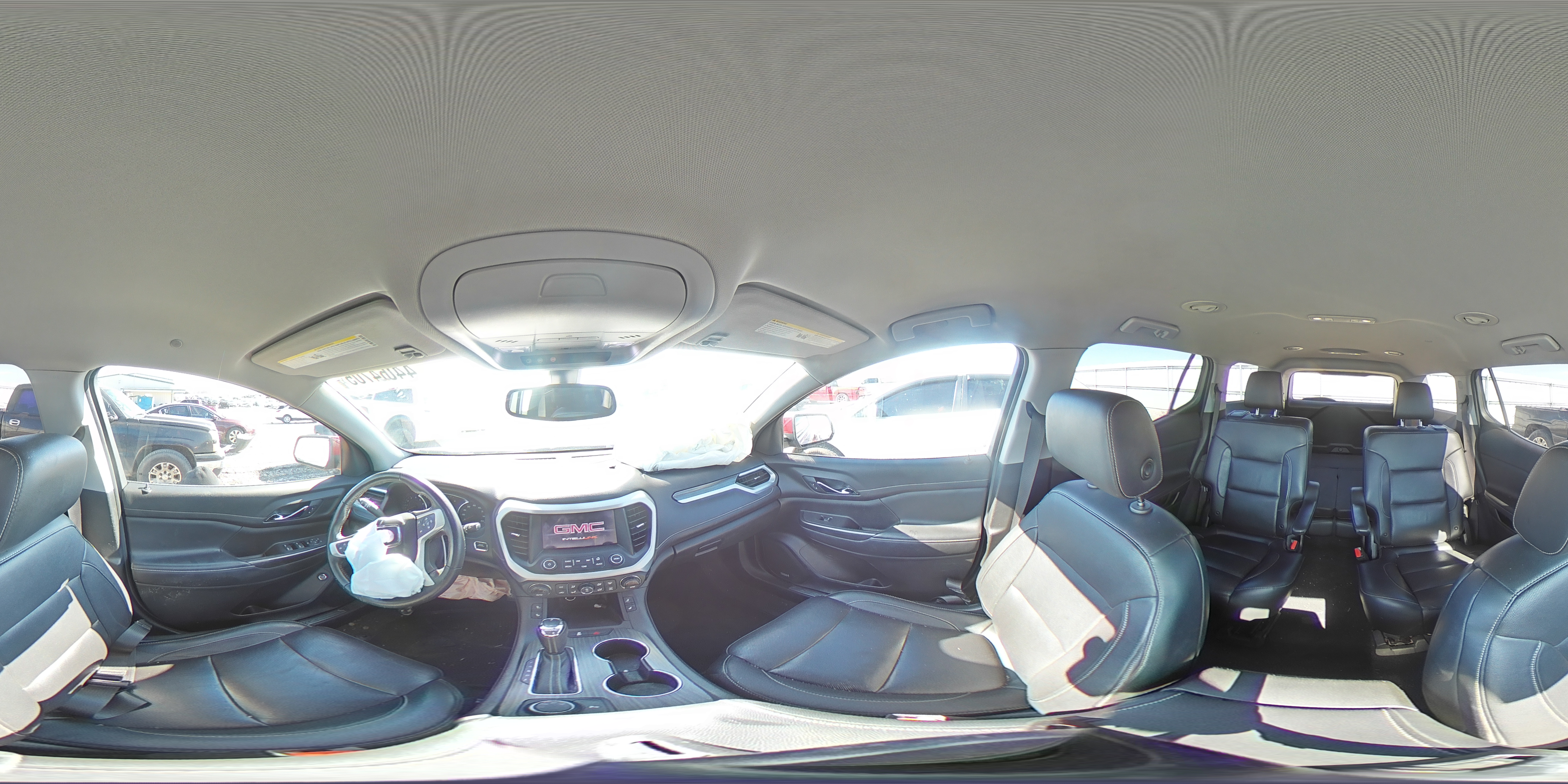 2019 GMC Acadia - Image 15