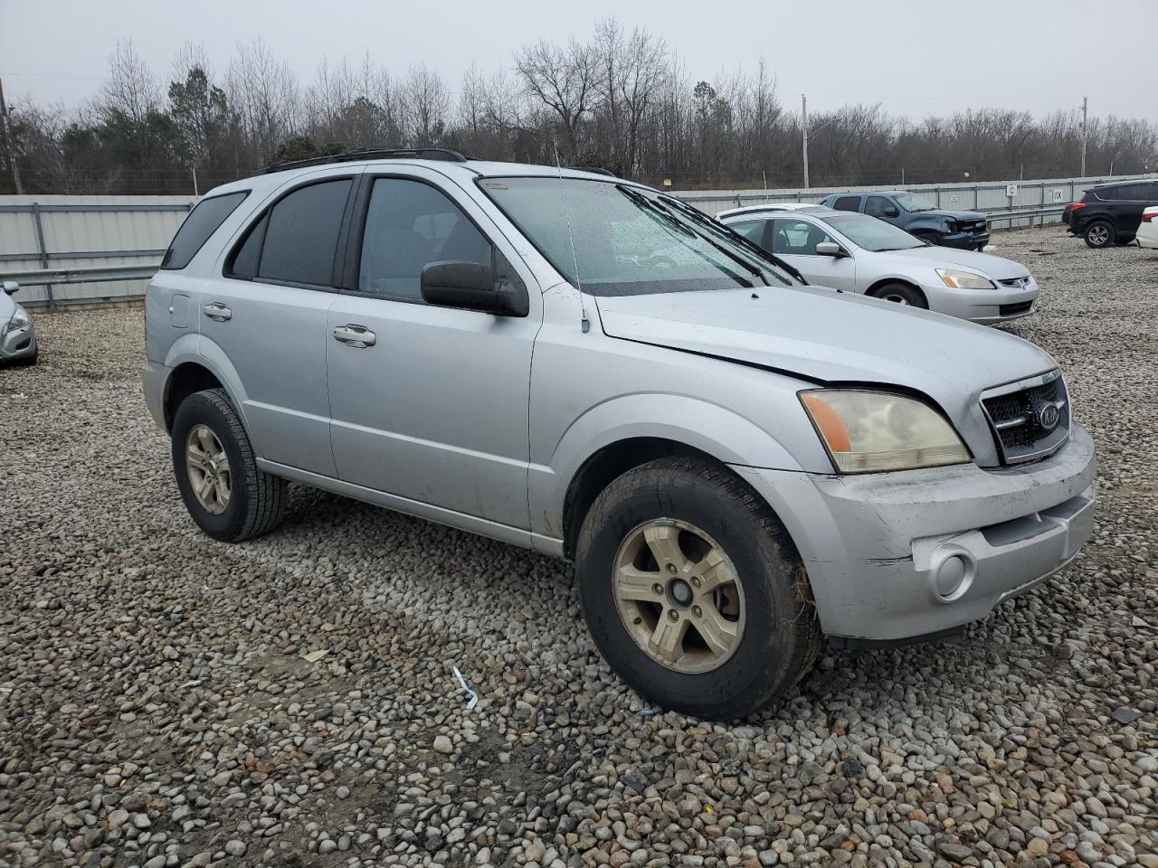 2005 Kia Sorento - Image 4