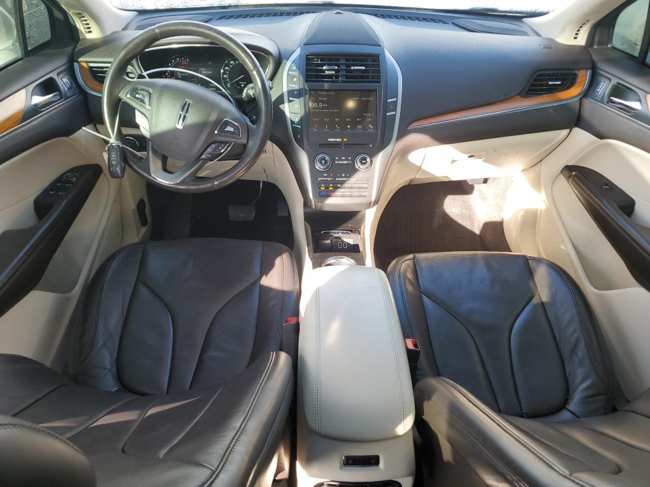 2016 Lincoln MKC - Image 8