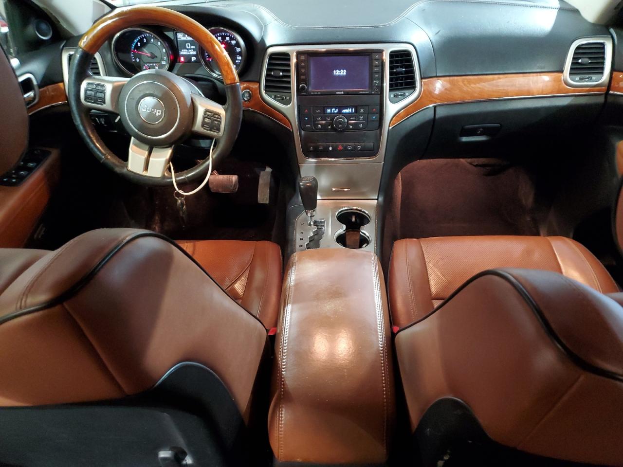 2013 Jeep Grand Cherokee - Image 8